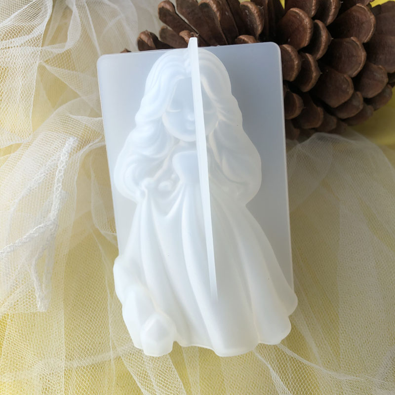 Candle Making Moulds - 3D Cute Princess Silicone Candle Mould